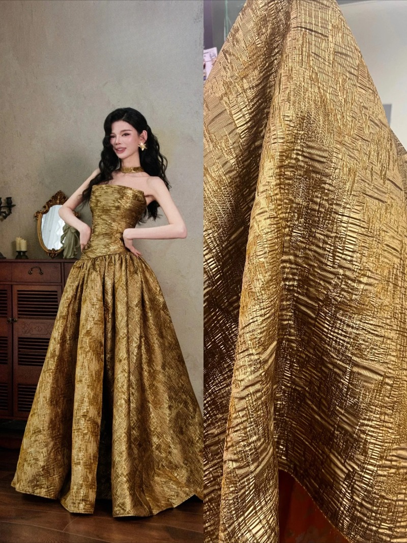 ブロンズブラウンのテクスチャード加工された不規則なジャカード - Vintage Sewing Textile のレビューと価格